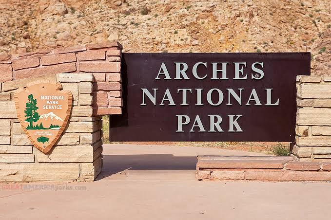 Exploring the Natural Wonders of Arches National Park